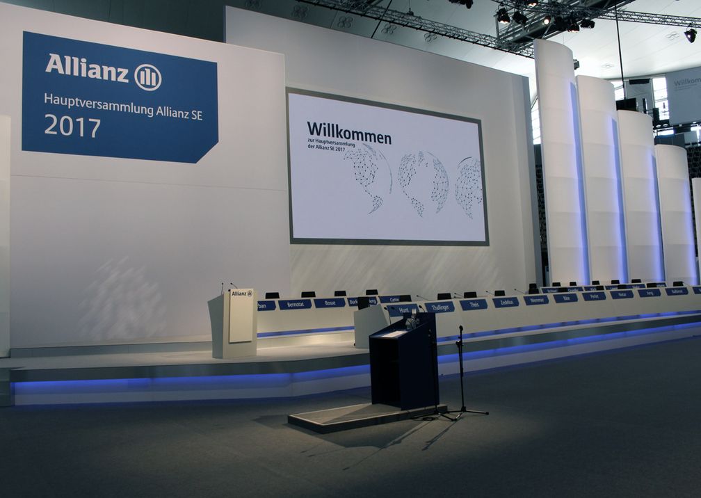Allianz Hauptversammlung Bühne